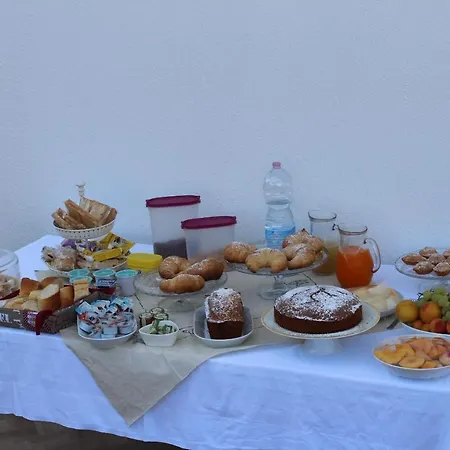 Cristina Bed & Breakfast