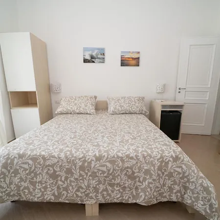 Cristina Bed and breakfast 2*