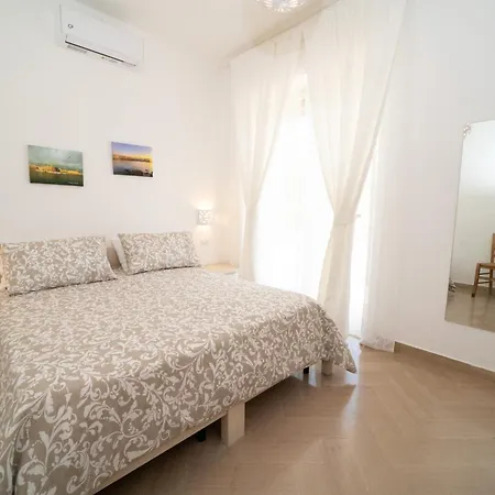 Bed & Breakfast Cristina 3*